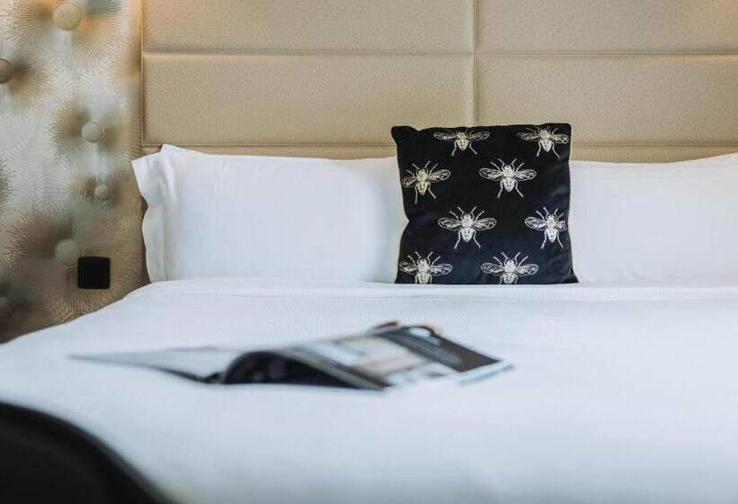 Номер Комфорт, Hôtel La Villa Cannes