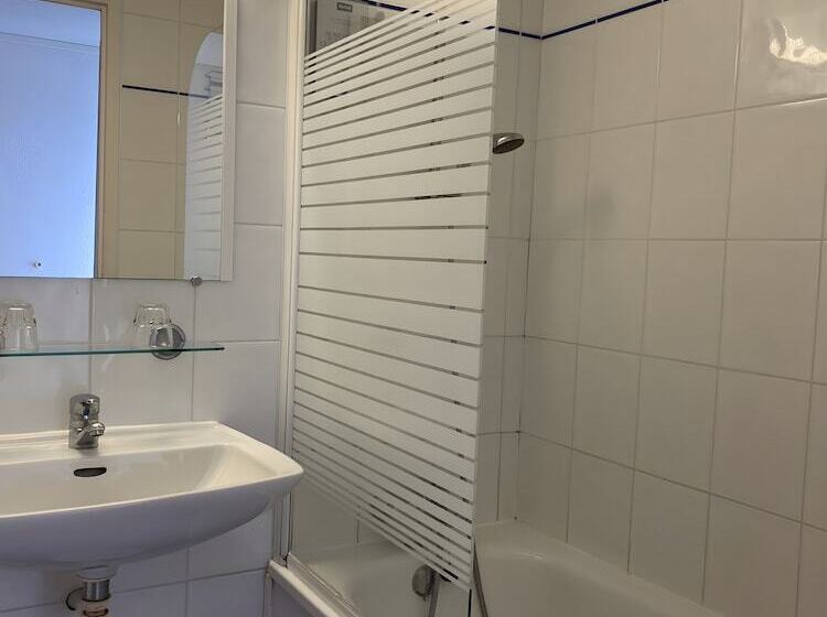 Номер Стандарт, Shelder Hôtel   Cherbourg En Cotentin   Equeurdreville