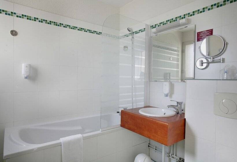 Трехместный Номер Superior, Brit Hotel Opal Centre Port