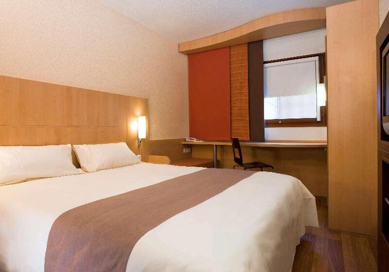 Номер Стандарт Двуспальная Кровать, Ibis Avignon Sud