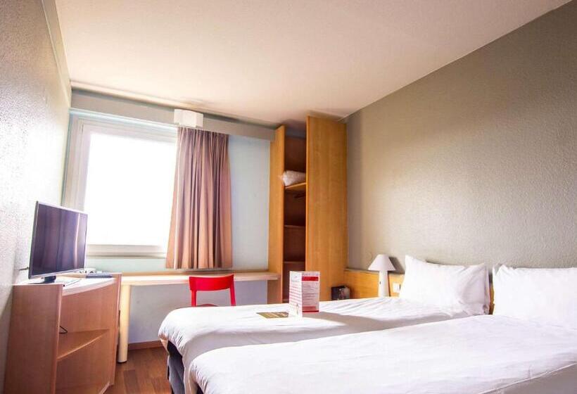 Номер Стандарт, Ibis Colmar Est   Hotel Restaurant En Alsace