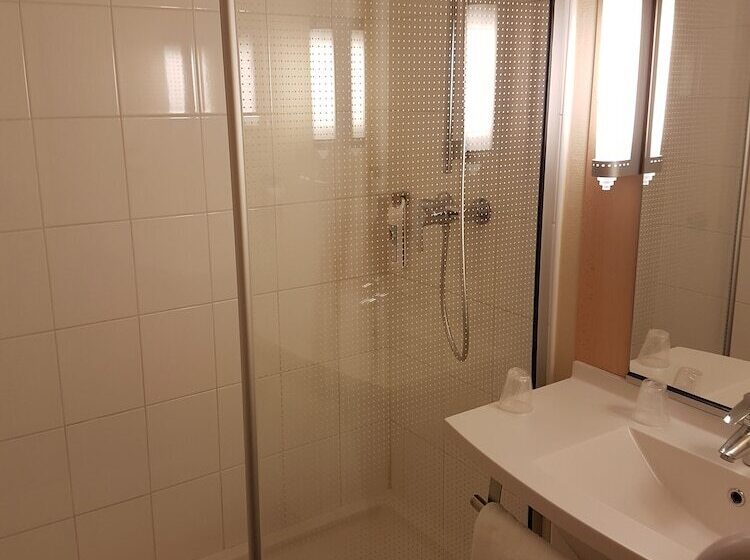 Номер Стандарт Двуспальная Кровать, Ibis évry Courcouronnes