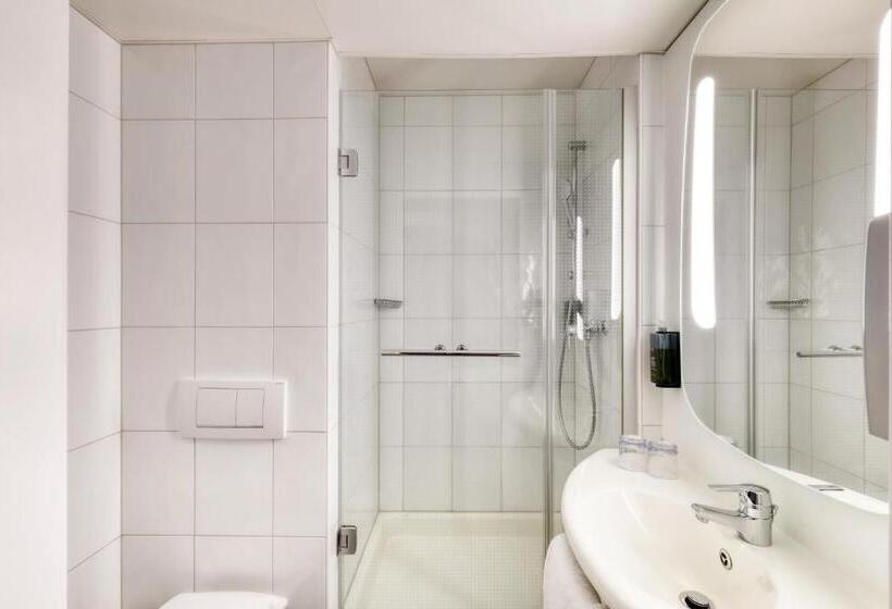 Номер Стандарт, Ibis Toulouse Aeroport