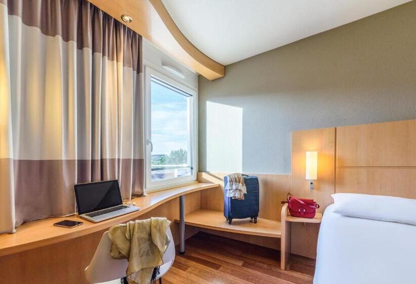 Номер Стандарт, Ibis Toulouse Aeroport