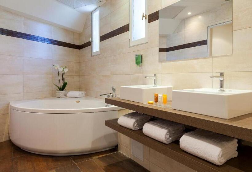 Полулюкс, Le Soleia Nice Boutique Hôtel