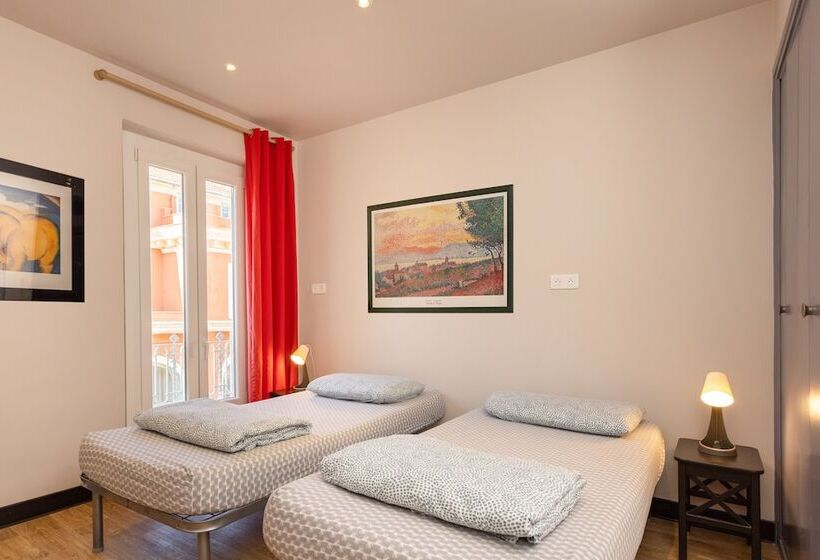 スタンダードルーム, Villa Saint Exupery Beach Hostel