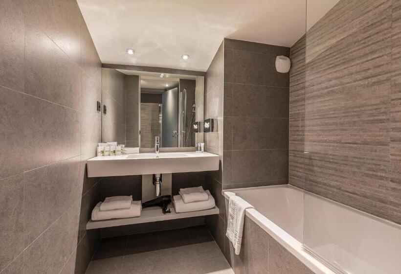 Номер Стандартный с Видом, Chalet Hôtel Le Prieuré & Spa