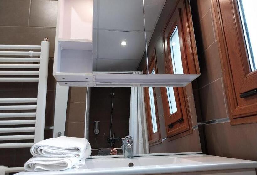 Номер Economy, Hôtel L Oustalet