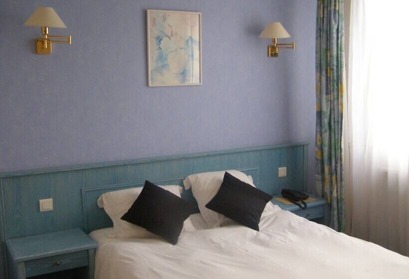 Номер Стандарт, Hôtel Le Chêne Vert