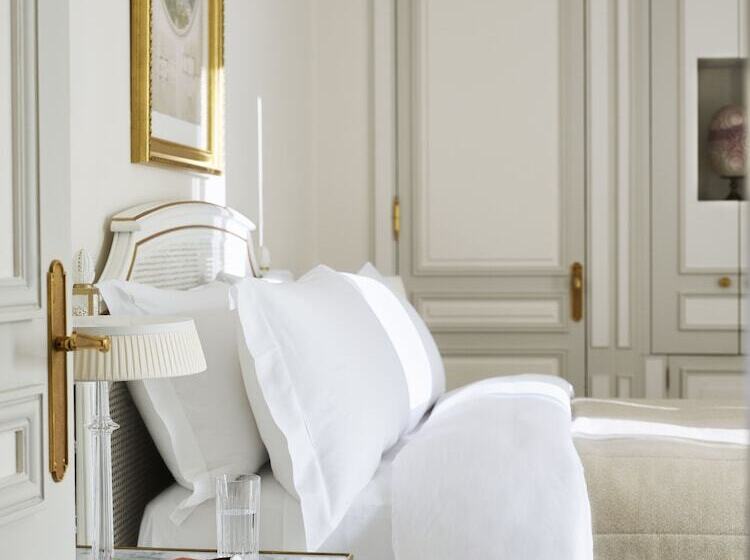 Chambre Deluxe, Le Meurice – Dorchester Collection