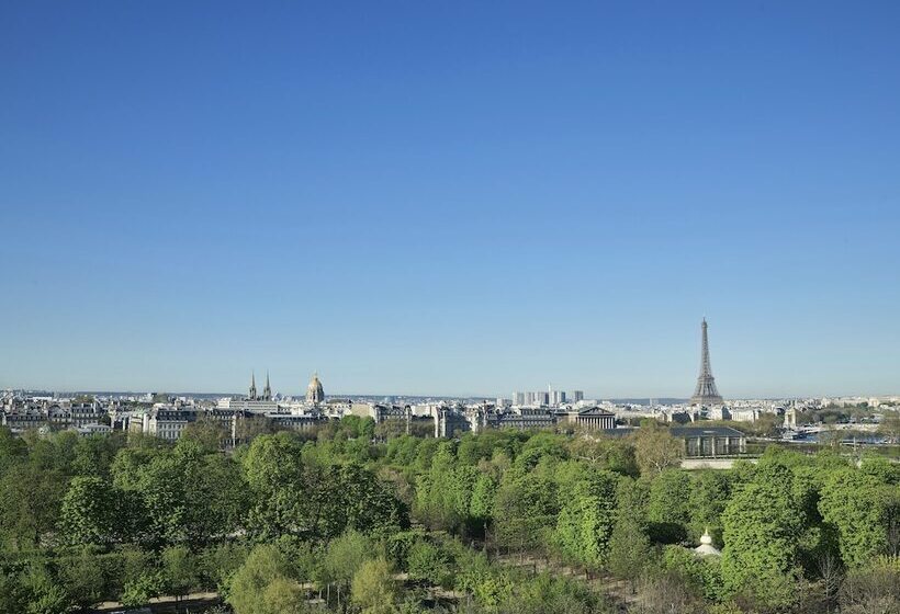 Chambre Executive Vue Parc, Le Meurice – Dorchester Collection