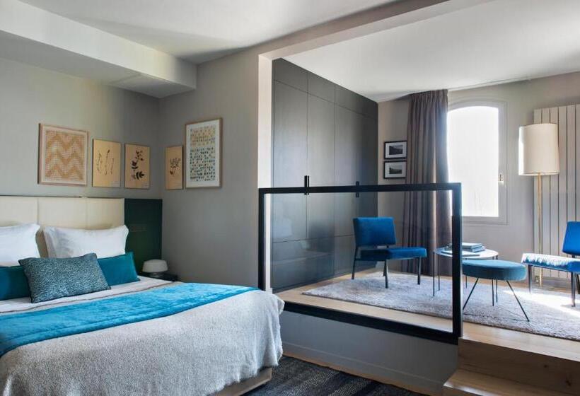 Номер Deluxe с Балконом, Auberge Du Pere Bise  Jean Sulpice