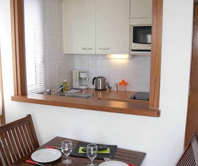 דירת חדר נוף לים, De La Plage