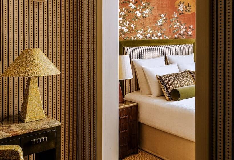 חדר סטנדרט, Saint James Paris   Relais & Chateaux