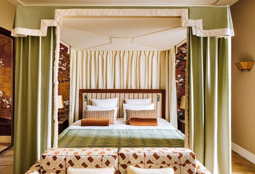 חדר דלוקס, Saint James Paris   Relais & Chateaux