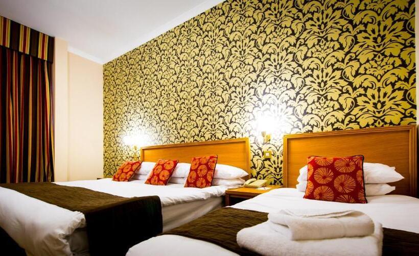 Семейный Номер, Best Western Queens
