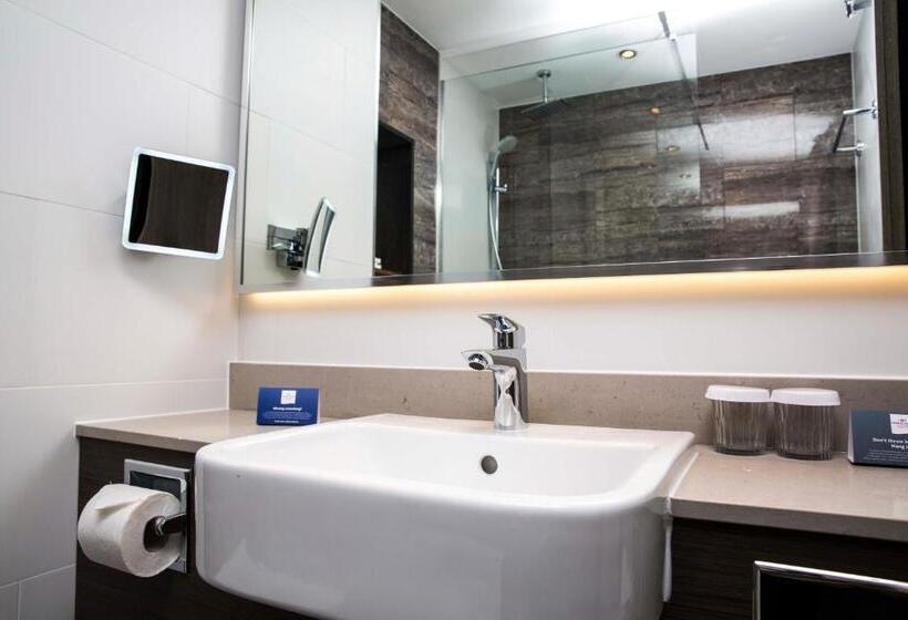行政房间, Crowne Plaza Basingstoke, An Ihg