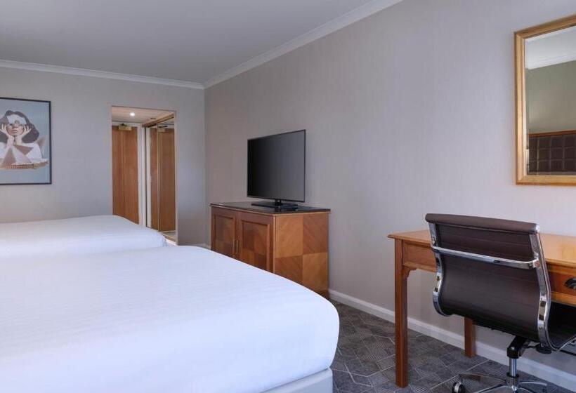 اتاق لوکس, Delta Hotels By Marriott Edinburgh