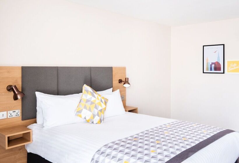 Номер Стандарт 2 Двуспальные Кровати, Holiday Inn Leicester City, An Ihg