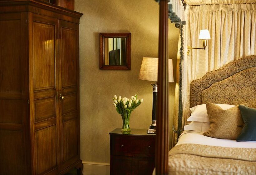 Номер Deluxe, The Bath Priory  A Relais & Chateaux