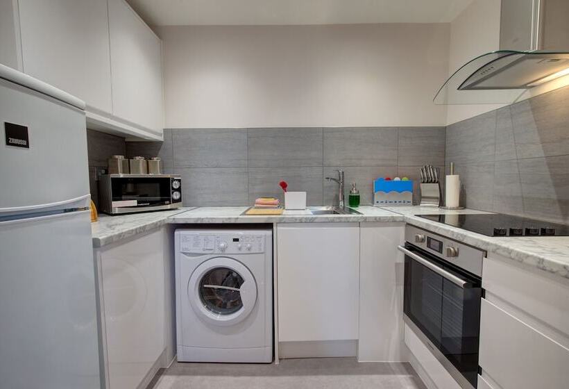 Апартаменты 2 Спальни, Collingham Serviced Apartments