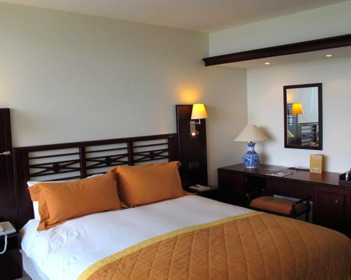 اتاق استاندارد با چشم‌انداز باغ, Auberge De La Vieille Tour