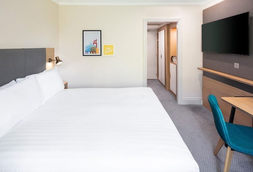 Номер Премиум, Holiday Inn High Wycombe M40, Jct.4, An Ihg