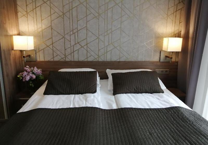 Номер Стандарт, Holiday Inn High Wycombe M40, Jct.4, An Ihg