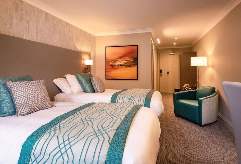 Номер Стандарт, Mercure Milton Keynes