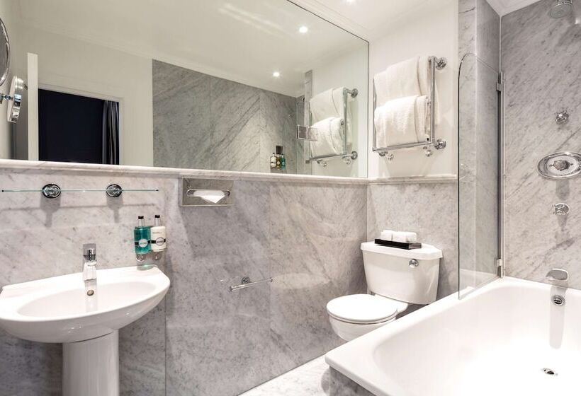 Номер Superior Одноместный, Radisson Blu Hotel, London South Kensington   Formerly Vanderbilt