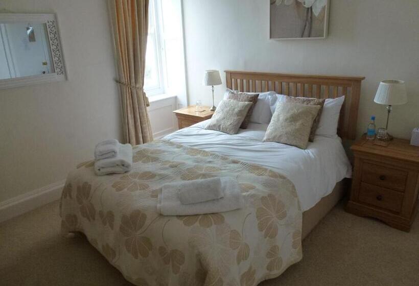 اتاق استاندارد با تخت بزرگ, The Manor House