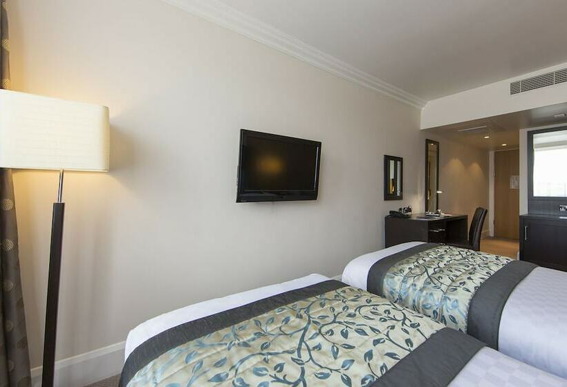 Номер Стандарт, Thistle London Trafalgar Square