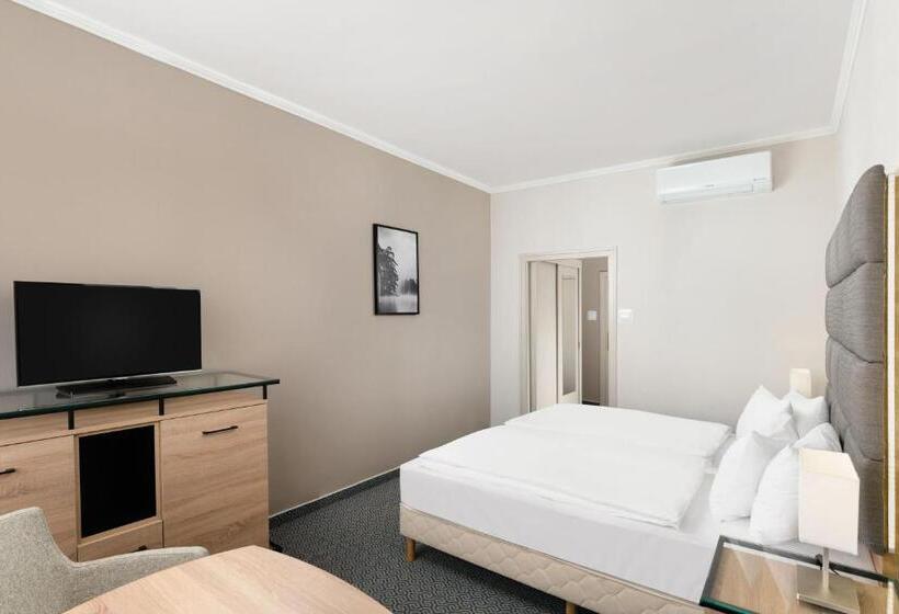 Номер Superior, Danubius Hotel Raba