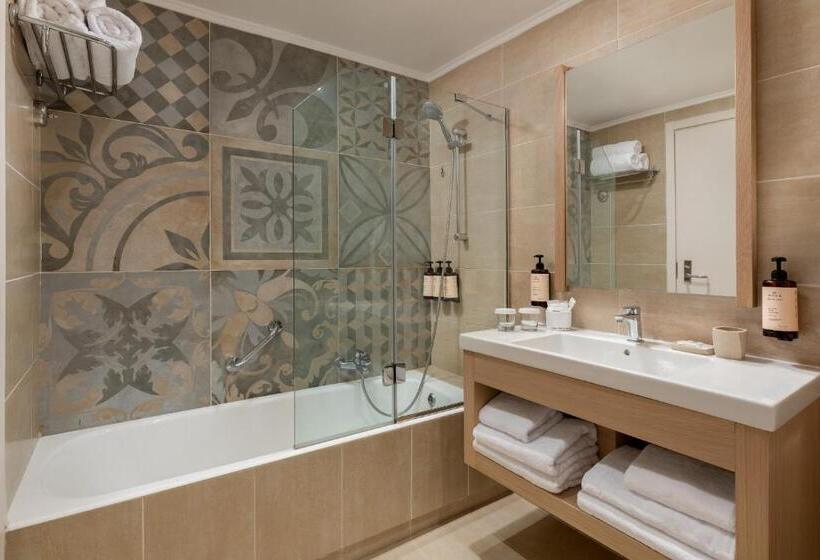 Номер Executive Вид на Бассейн, Electra Palace Rhodes  Premium All Inclusive