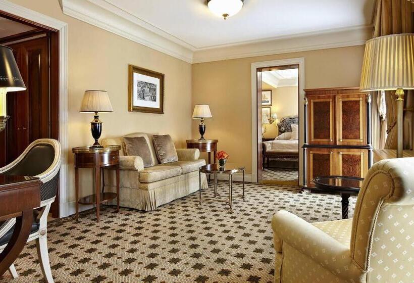 سوئیت اجرایی با تخت کینگ, Grande Bretagne, A Luxury Collection Hotel, Athens