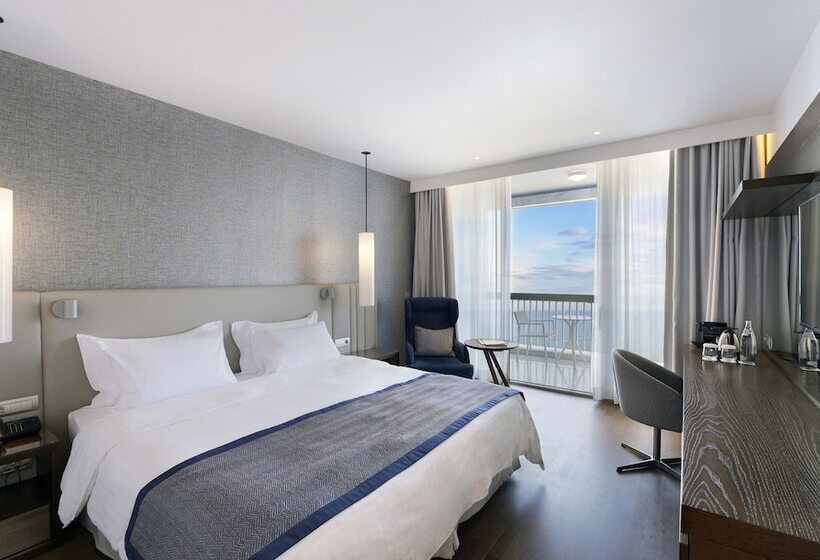 海の見えるエクゼクティブルーム, Makedonia Palace