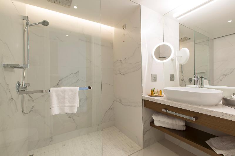 海の見えるエクゼクティブルーム, Makedonia Palace