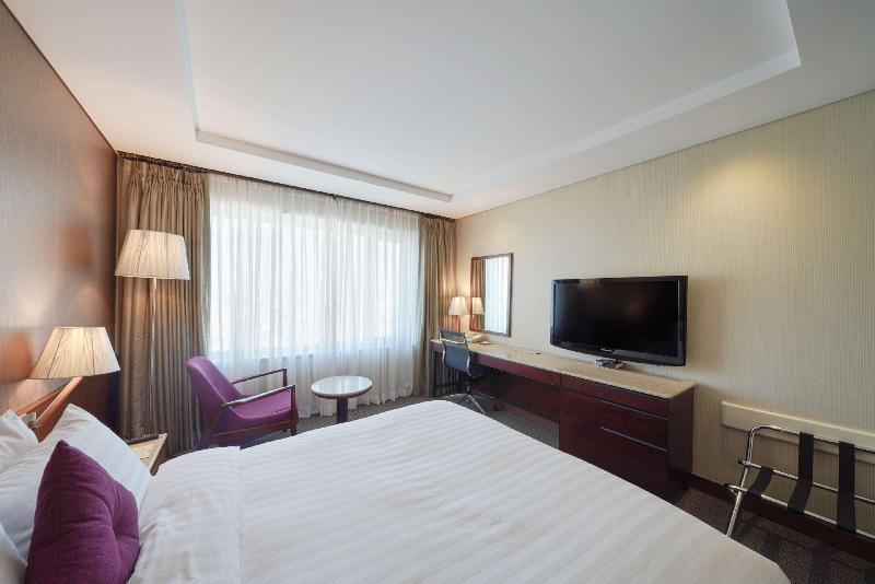 シティビュープレミアムルーム, Makedonia Palace