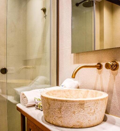 ویلای یک اتاق خوابه با استخر شنا, Mandraki Village Boutique