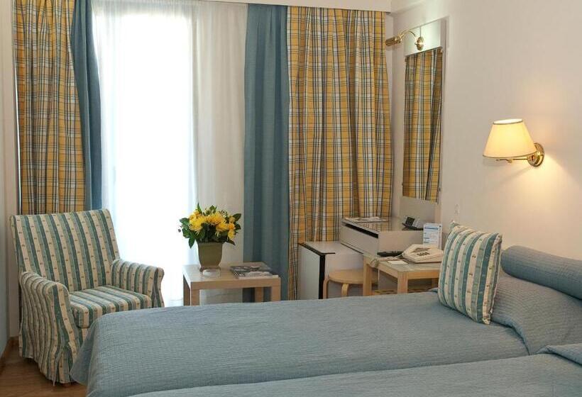 Семейный Номер, The Park Hotel Piraeus