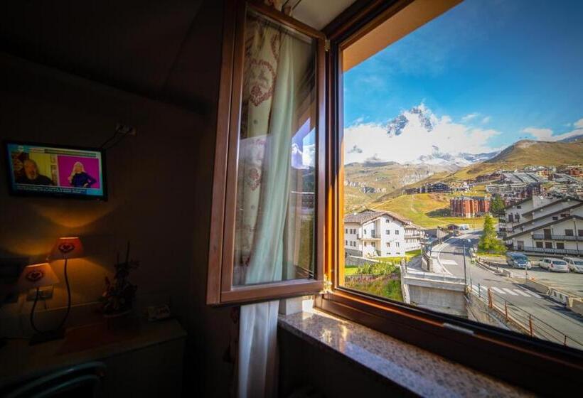 Номер Стандарт Трехместный, Astoria Cervinia
