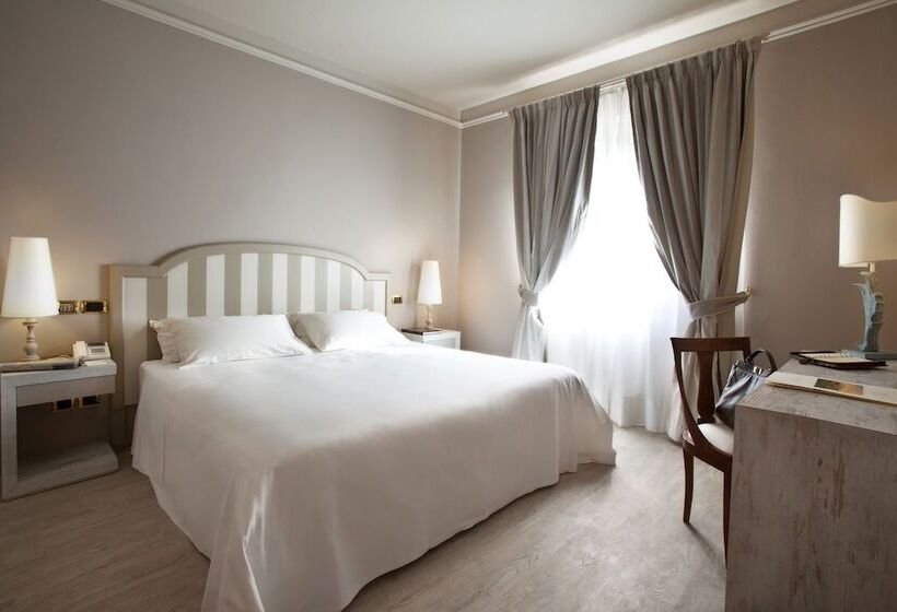 اتاق کلاسیک, Grand Hotel Baia Verde