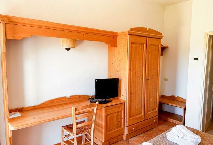 Standard Room, Ristorante La Baitina