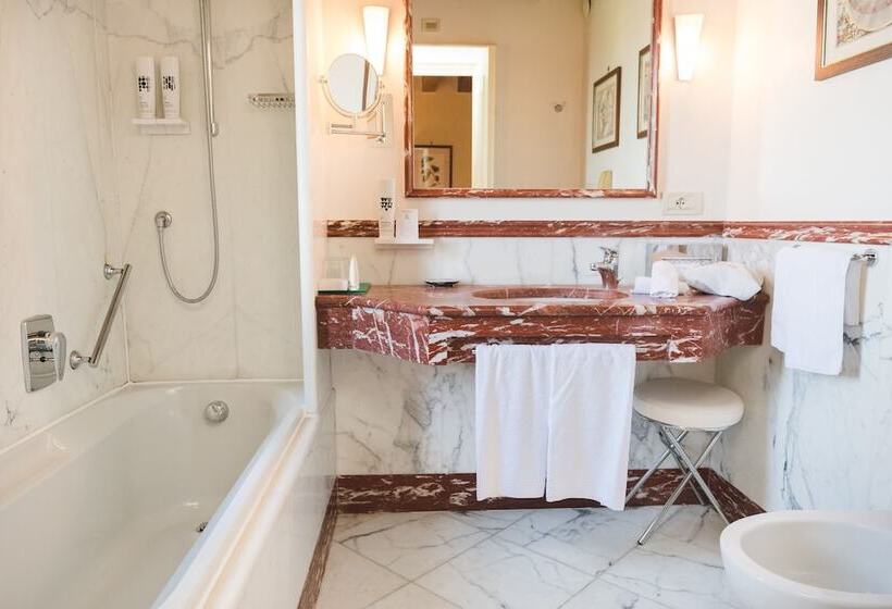 Номер Superior, Villa Michelangelo Vicenza – Starhotels Collezione