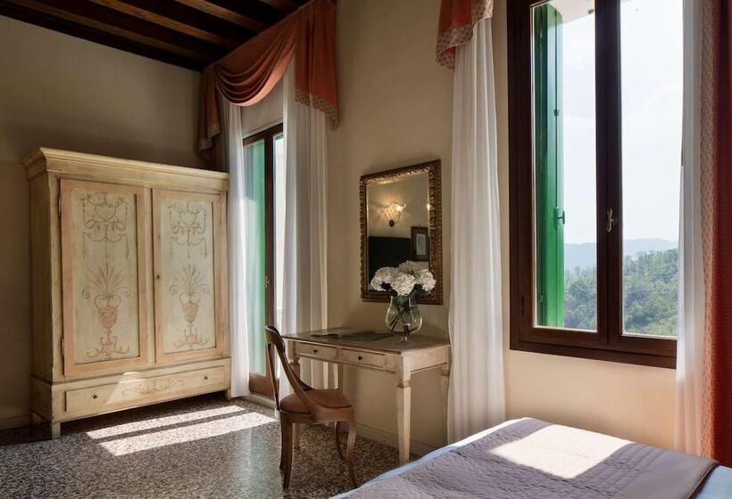 Номер Стандарт Трехместный, Villa Michelangelo Vicenza – Starhotels Collezione