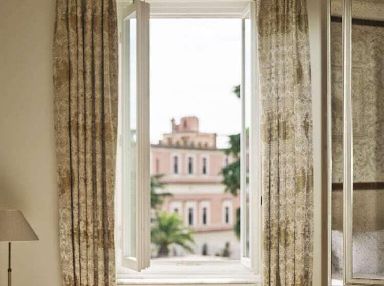 سوئیت کلاسیک, Eden  Dorchester Collection