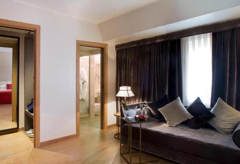 סוויטת ג'וניור, Starhotels Metropole
