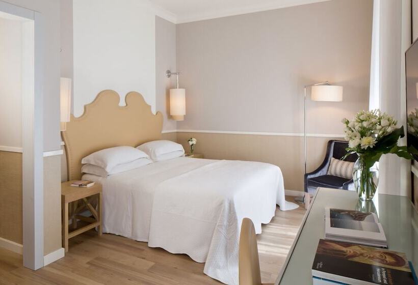 اتاق استاندارد سه نفره, Starhotels Terminus