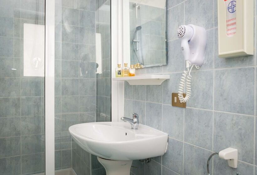 Номер Economy, Villa Rita