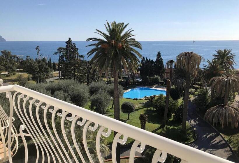 آپارتمان 1 خوابه با بالکن, Savoia Apartments